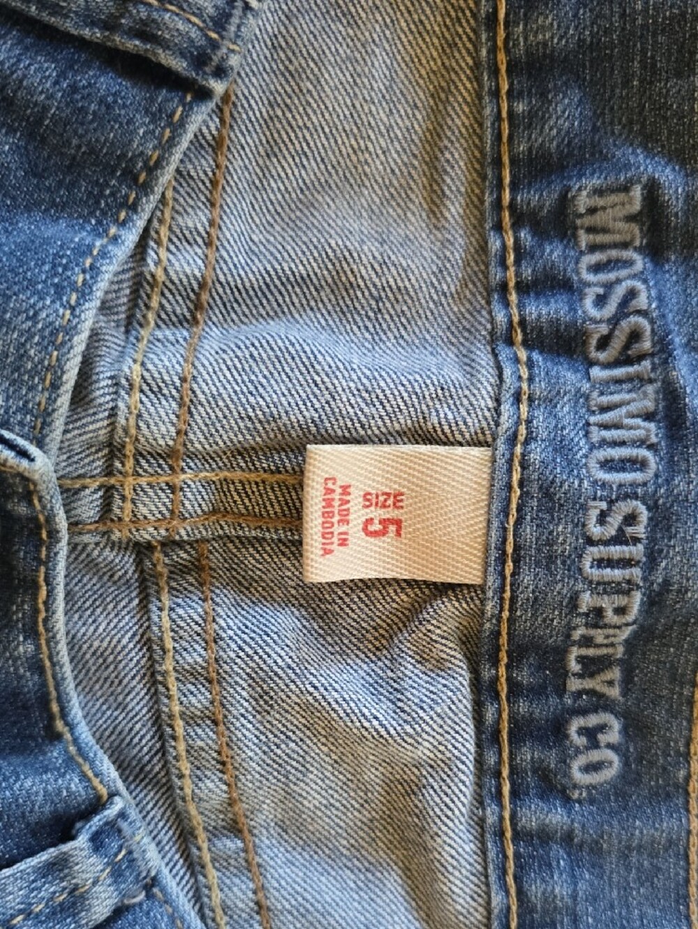 Mossimo Supply Co. Mid-Blue Distressed Denim Cutoff Shorts Size 5 - Picture 3 of 3